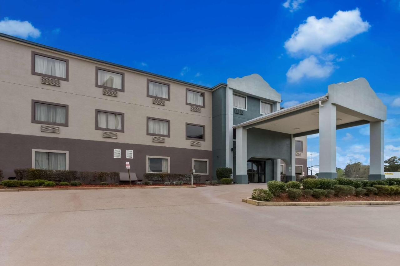 Quality Inn & Suites Pearl-Jackson Экстерьер фото