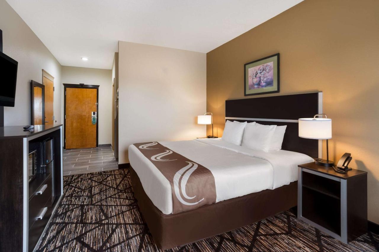 Quality Inn & Suites Pearl-Jackson Экстерьер фото
