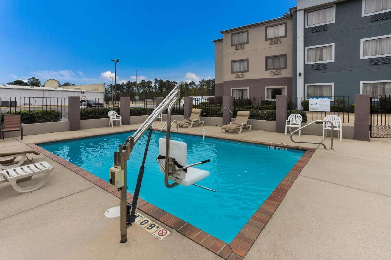 Quality Inn & Suites Pearl-Jackson Экстерьер фото