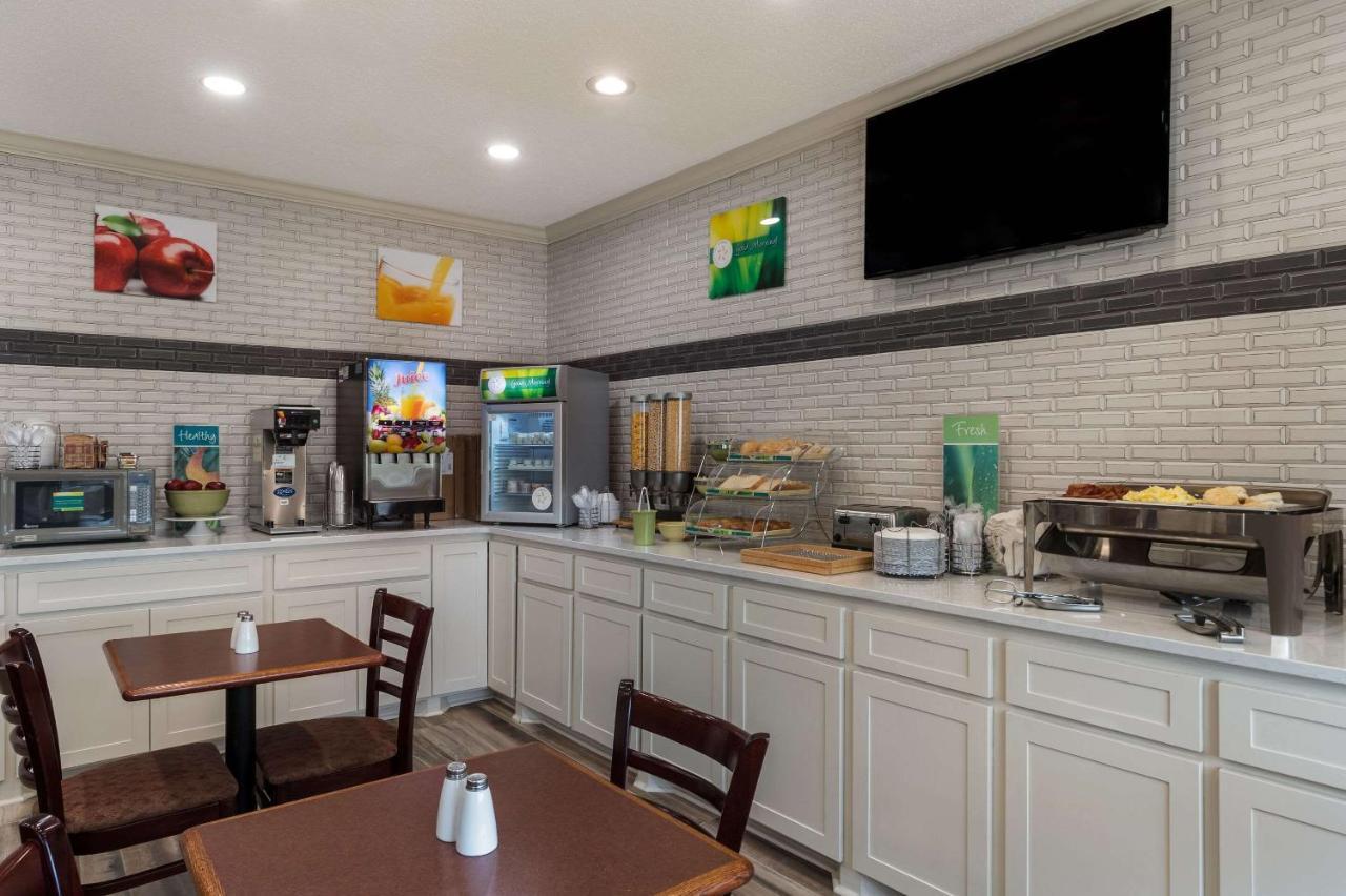 Quality Inn & Suites Pearl-Jackson Экстерьер фото