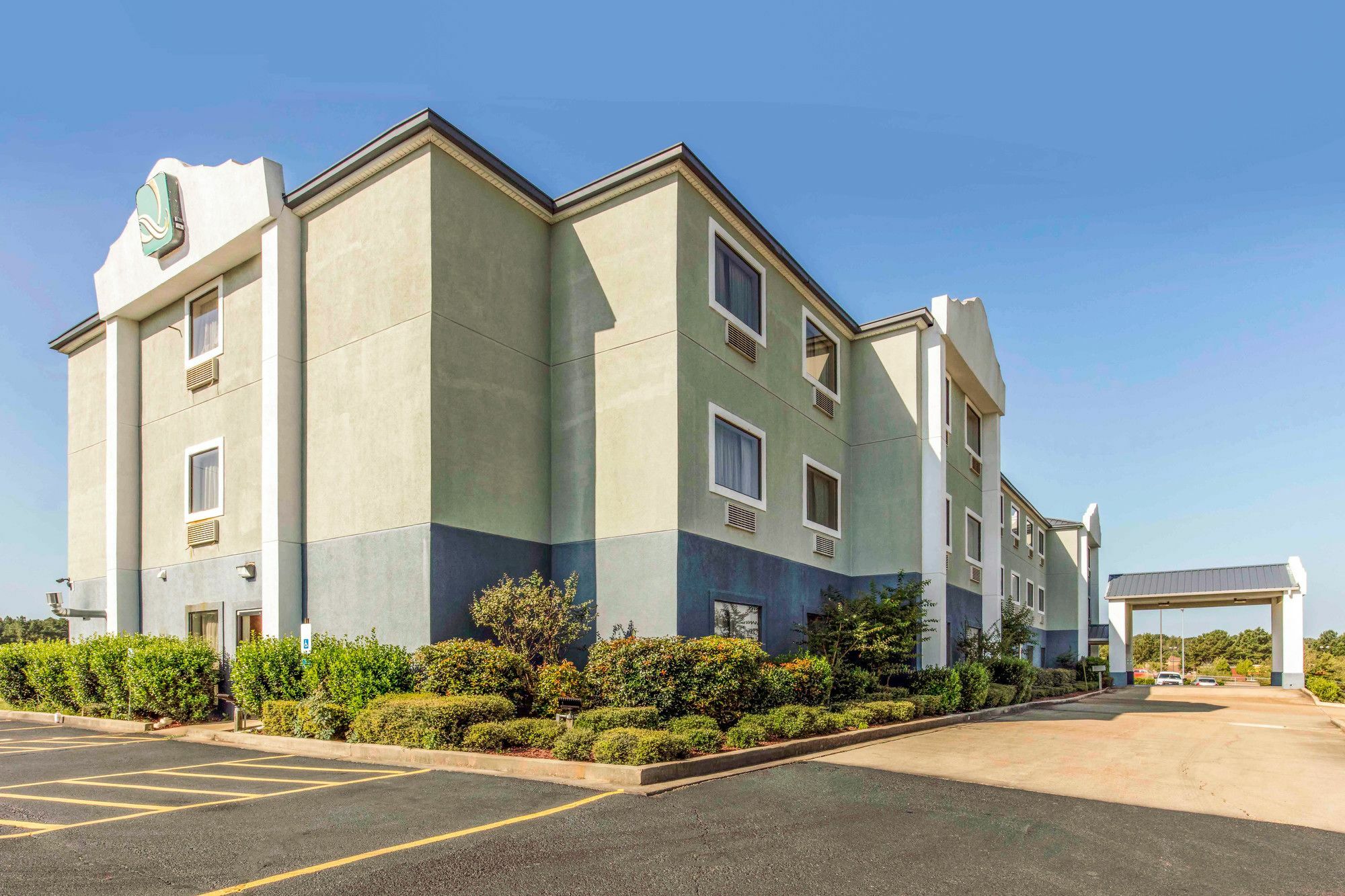 Quality Inn & Suites Pearl-Jackson Экстерьер фото
